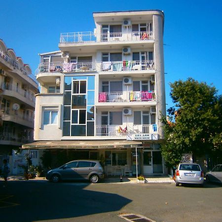 Family Hotel White House Поморие Экстерьер фото